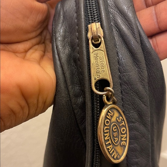 Stone Mountain please check all pictures of condition - Picture 5 of 17